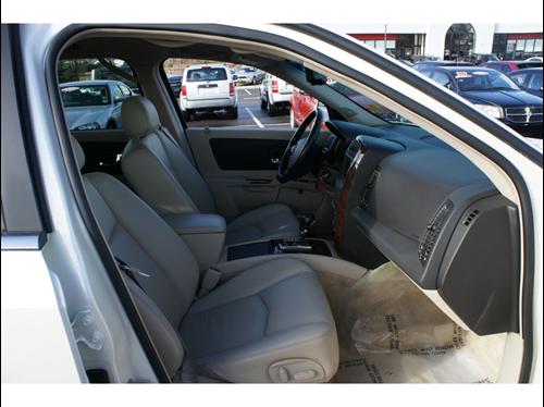 Cadillac SRX 2004 photo 1