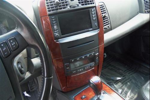 Cadillac SRX 2004 photo 1