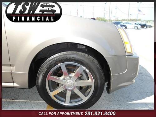 Cadillac SRX 2004 photo 4