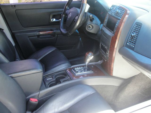 Cadillac SRX 2004 photo 0