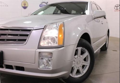 Cadillac SRX 2004 photo 2