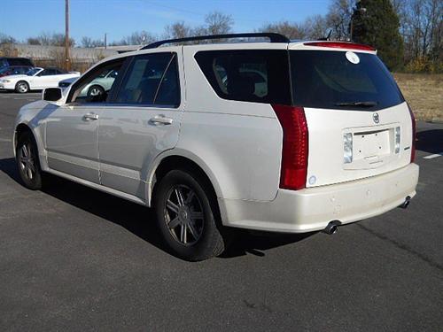 Cadillac SRX 2004 photo 5