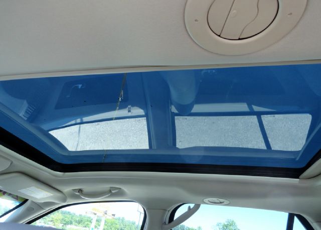 Cadillac SRX 2004 photo 9