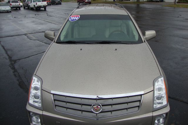 Cadillac SRX 2004 photo 1