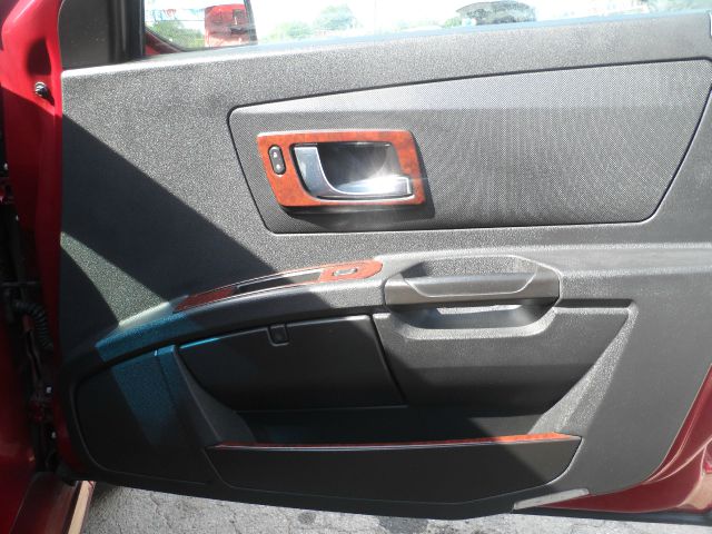 Cadillac SRX 2004 photo 7