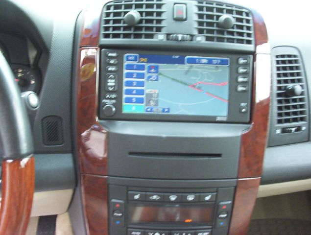 Cadillac SRX 2004 photo 4