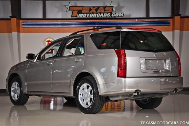 Cadillac SRX 2004 photo 4