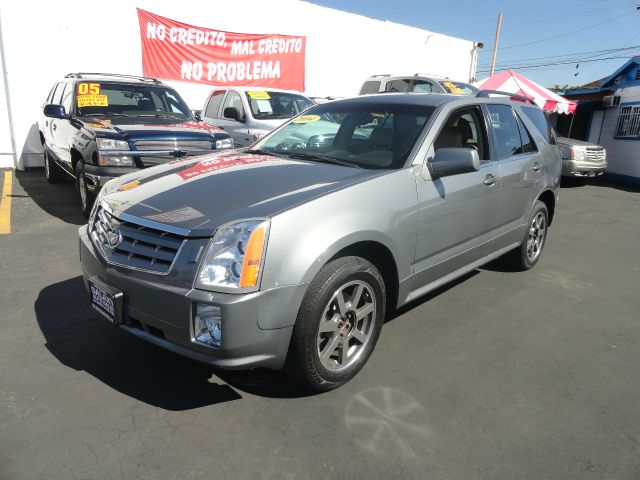 Cadillac SRX 2004 photo 4
