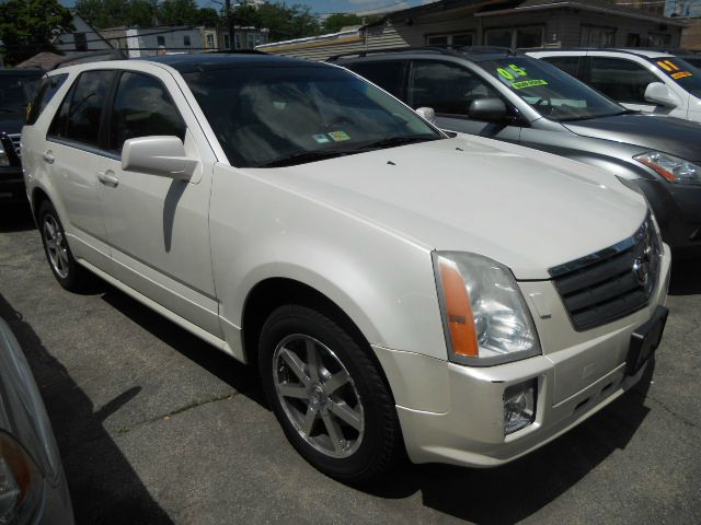 Cadillac SRX 2004 photo 12
