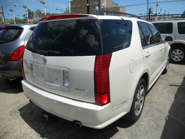 Cadillac SRX 2004 photo 13