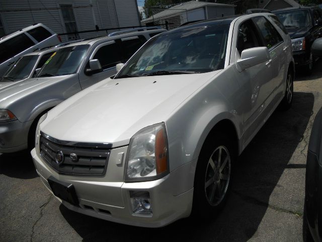 Cadillac SRX 2004 photo 14