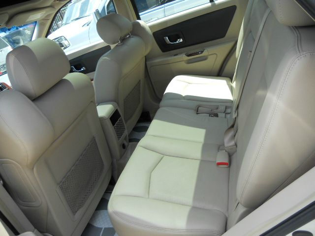 Cadillac SRX 2004 photo 5