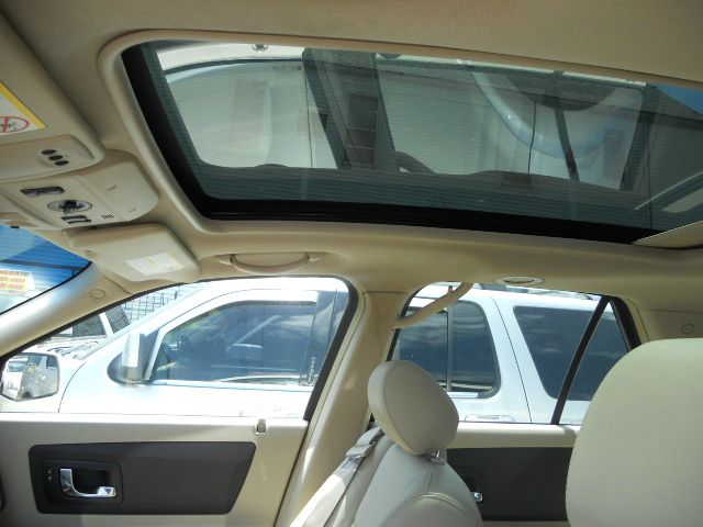 Cadillac SRX 2004 photo 8