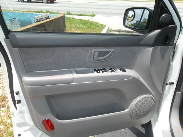 Cadillac SRX 2004 photo 1