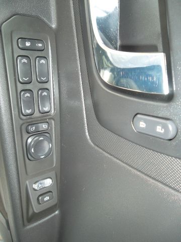 Cadillac SRX 2004 photo 10