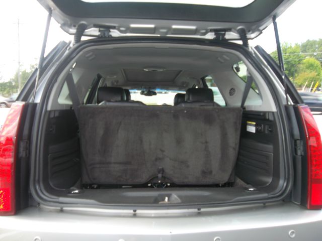 Cadillac SRX 2004 photo 11