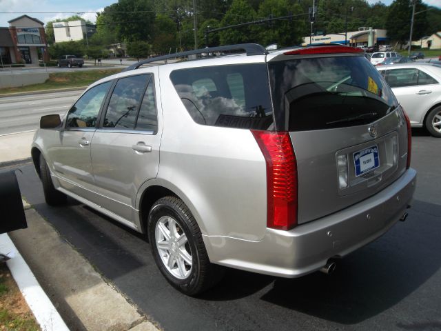 Cadillac SRX 2004 photo 12
