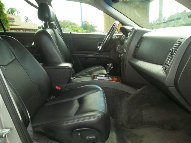 Cadillac SRX 2004 photo 4