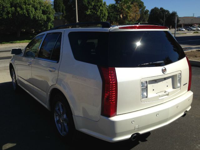Cadillac SRX Red Line SUV