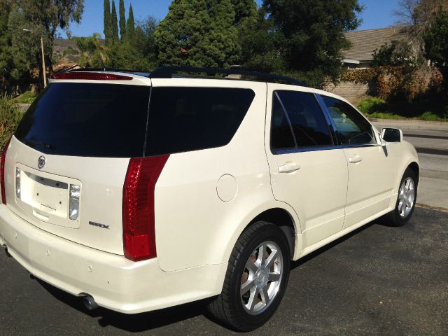 Cadillac SRX 2005 photo 4