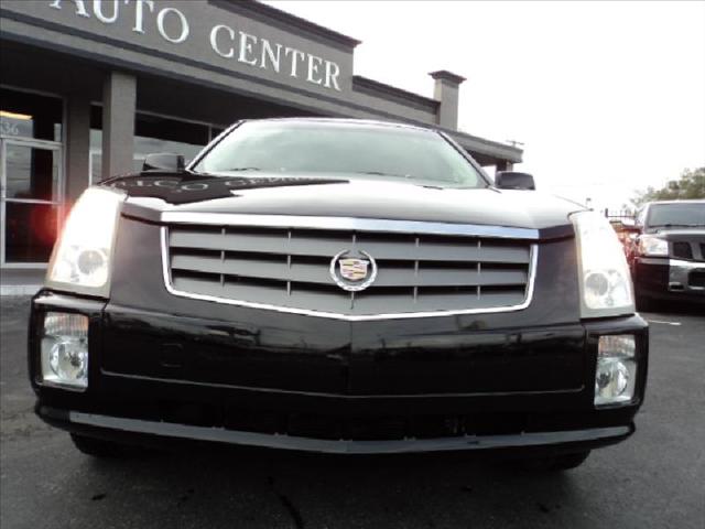 Cadillac SRX 2005 photo 1