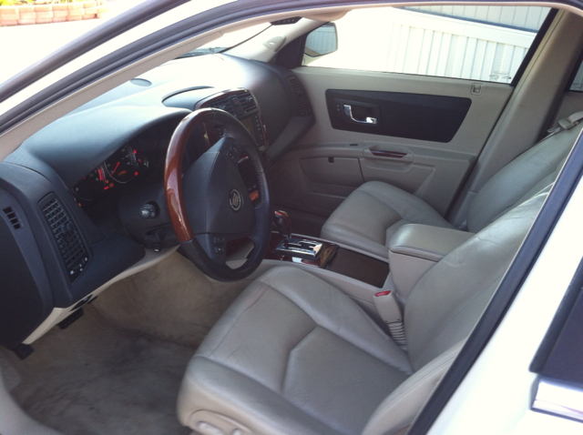 Cadillac SRX 2005 photo 1