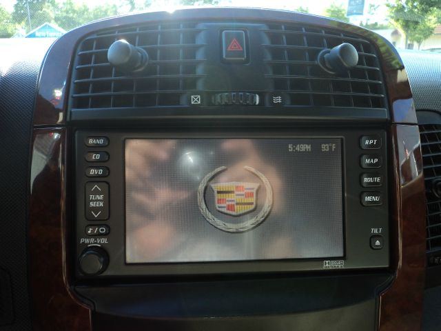 Cadillac SRX 2005 photo 17
