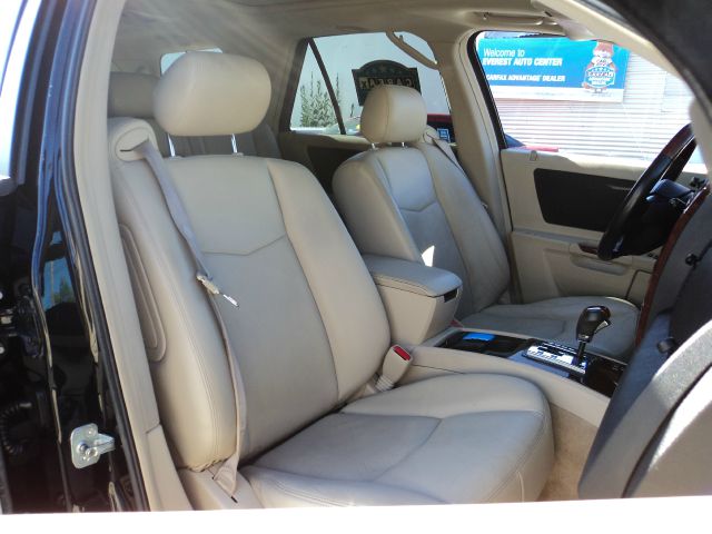 Cadillac SRX 2005 photo 34