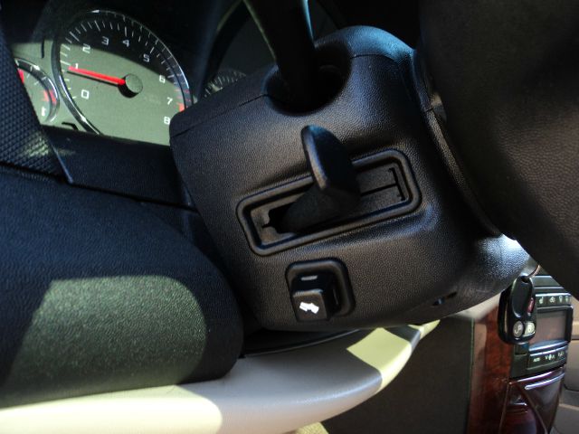 Cadillac SRX 2005 photo 36