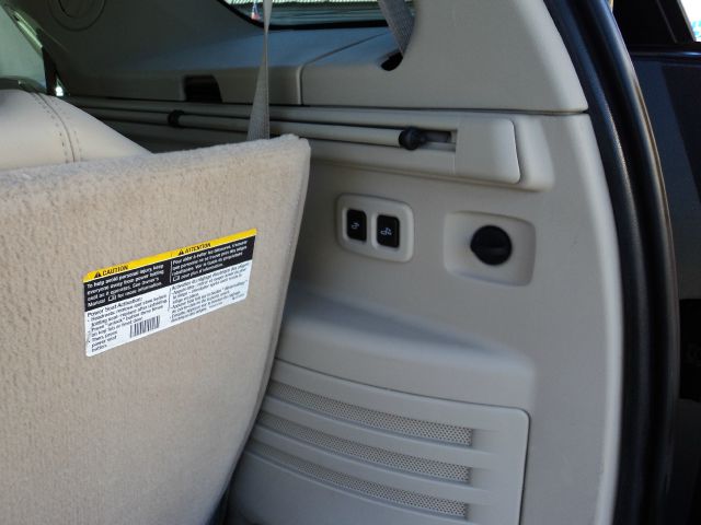 Cadillac SRX 2005 photo 6