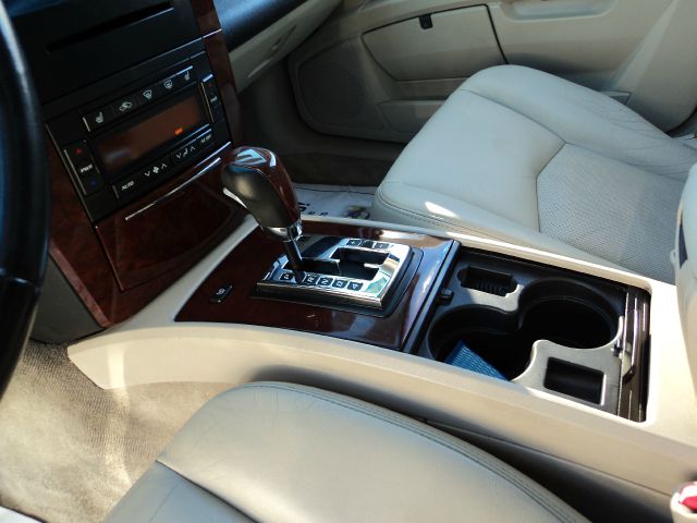 Cadillac SRX 2005 photo 8