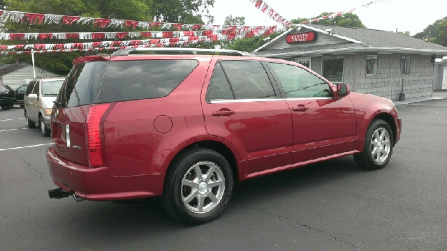 Cadillac SRX 2005 photo 2