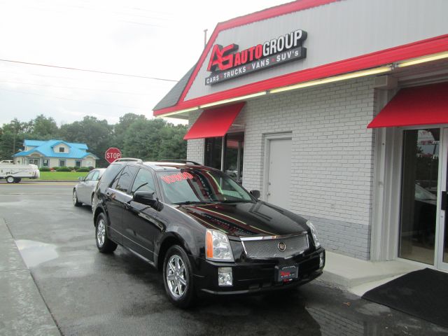 Cadillac SRX 2005 photo 1