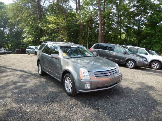 Cadillac SRX 2005 photo 1