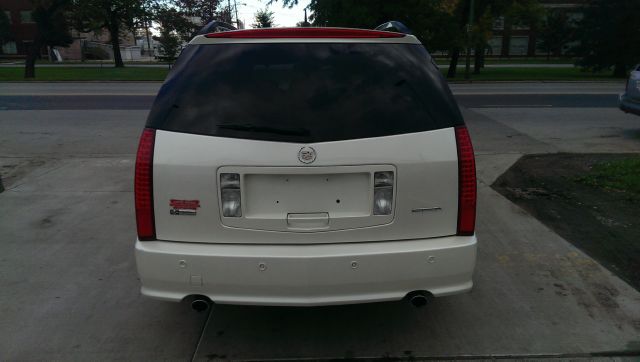 Cadillac SRX 2005 photo 4