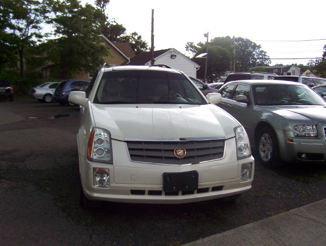 Cadillac SRX 2005 photo 11