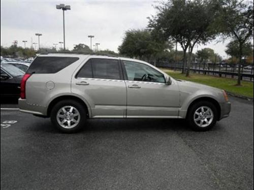 Cadillac SRX 2006 photo 3