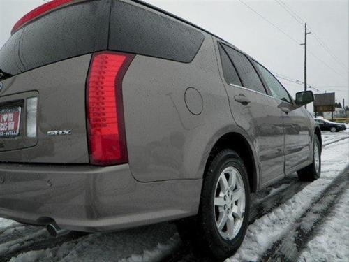 Cadillac SRX 2006 photo 2