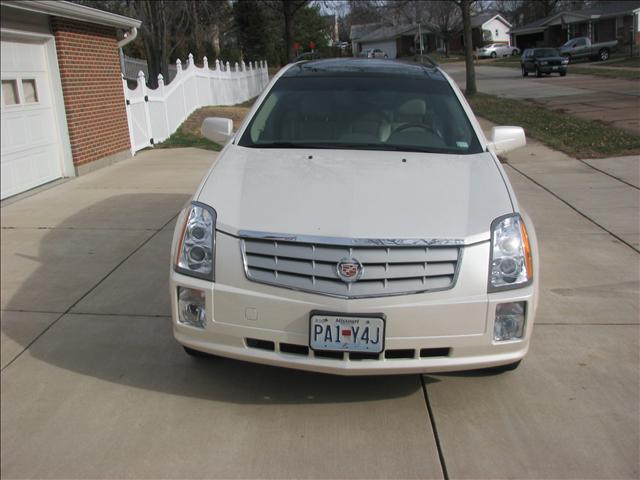 Cadillac SRX 2006 photo 1