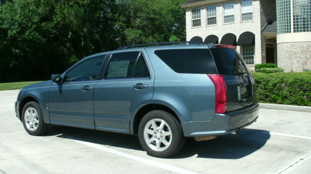 Cadillac SRX 2006 photo 1