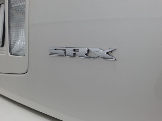 Cadillac SRX 2006 photo 2