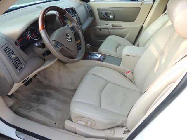 Cadillac SRX 2006 photo 15