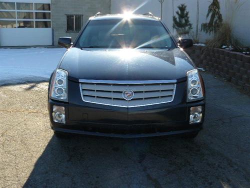 Cadillac SRX 2006 photo 2