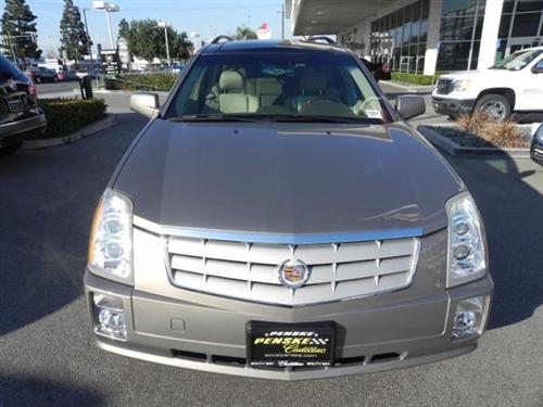 Cadillac SRX 2006 photo 1