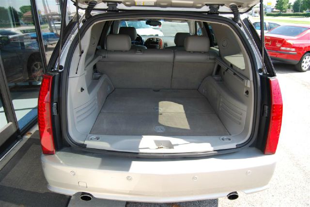 Cadillac SRX Red Line SUV