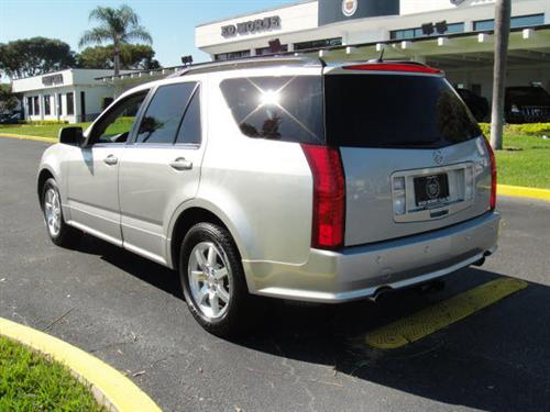 Cadillac SRX 2006 photo 2