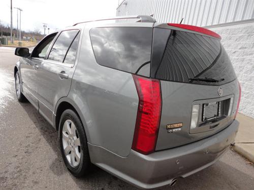 Cadillac SRX 2006 photo 2