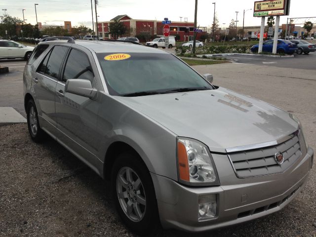 Cadillac SRX 2006 photo 4