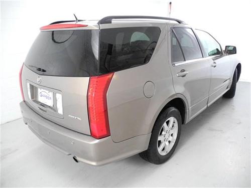 Cadillac SRX 2006 photo 2