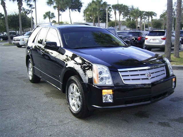 Cadillac SRX Base Unspecified